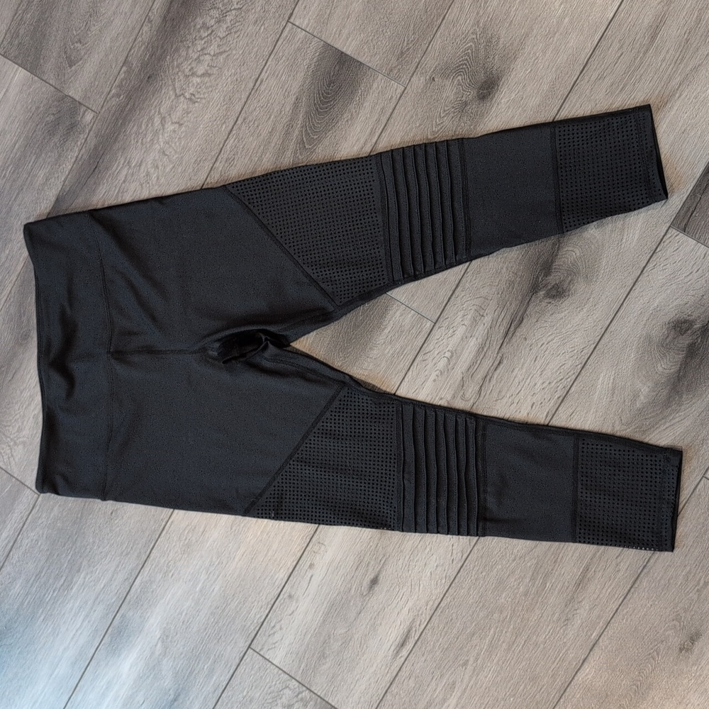 Zyia Active, Black Motto Light n Tight Leggings, Size 12